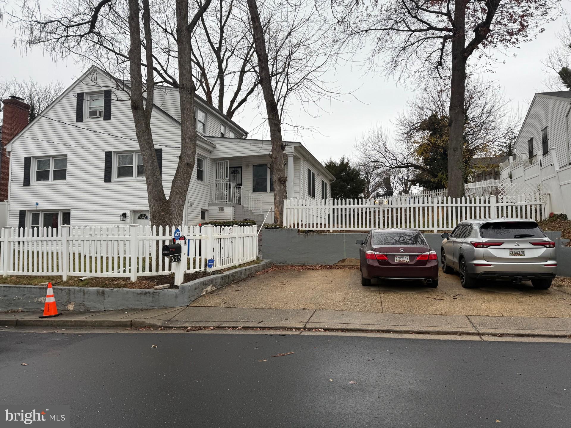 CAPITOL HEIGHTS - Residential