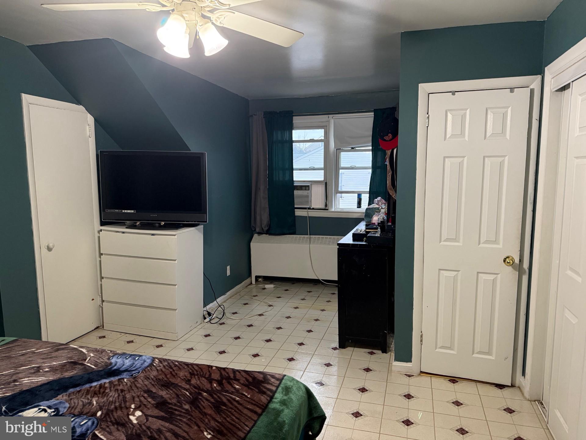 CAPITOL HEIGHTS - Residential