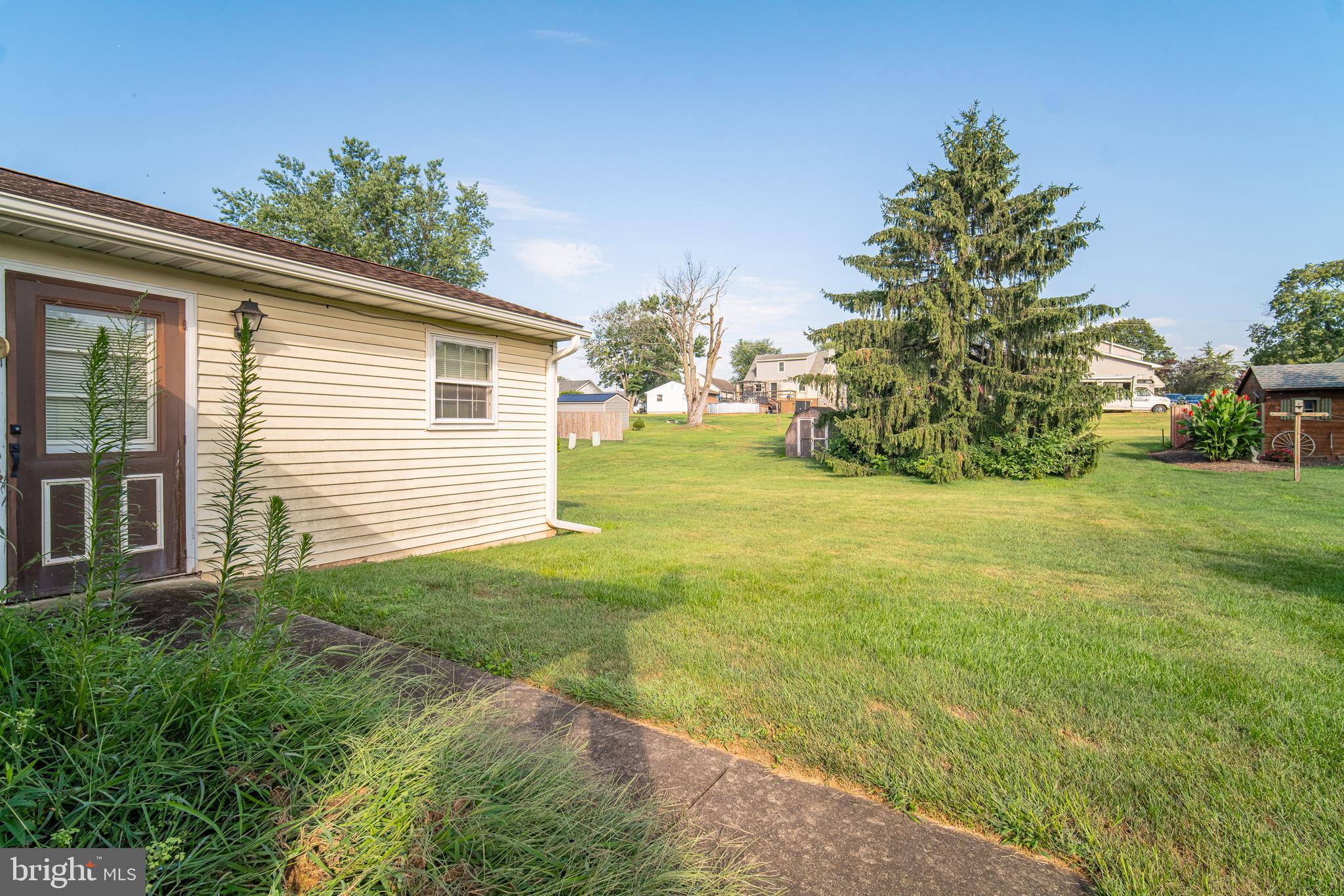 2743 DANIELLE DRIVE