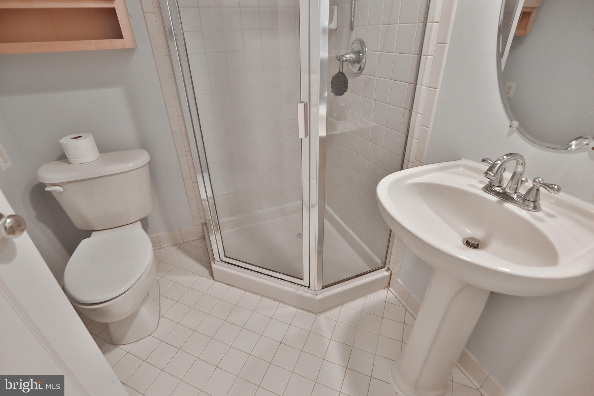 FAIRCREST NORTH - Residential Lease