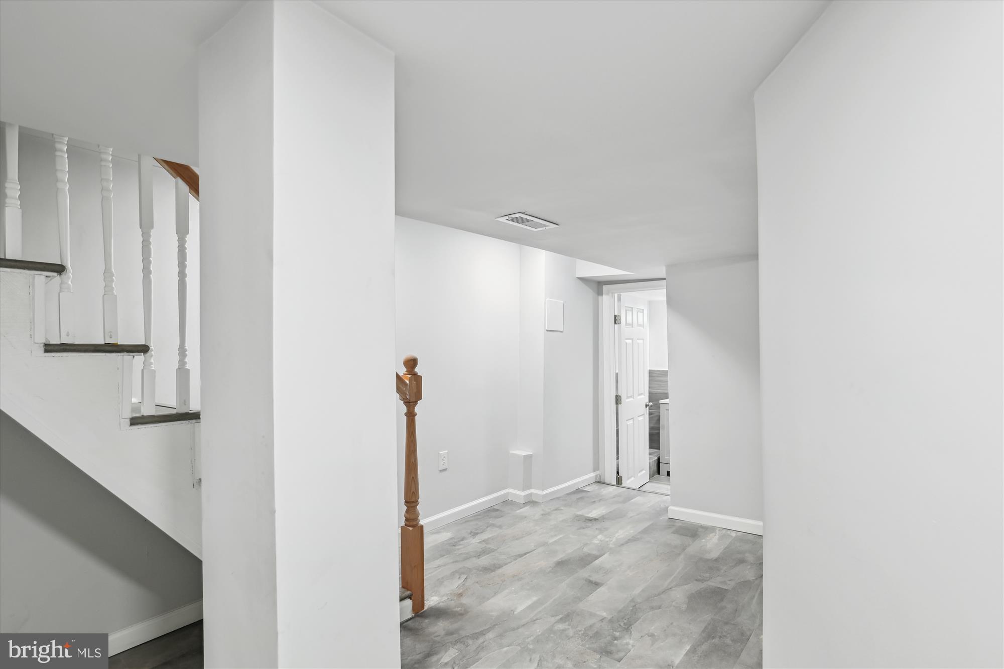 MONDAWMIN - Residential