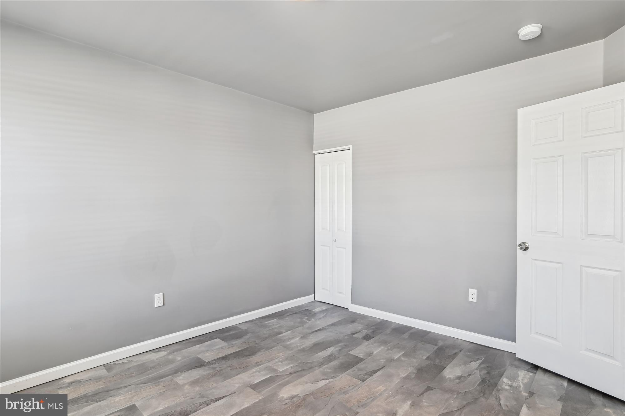 MONDAWMIN - Residential