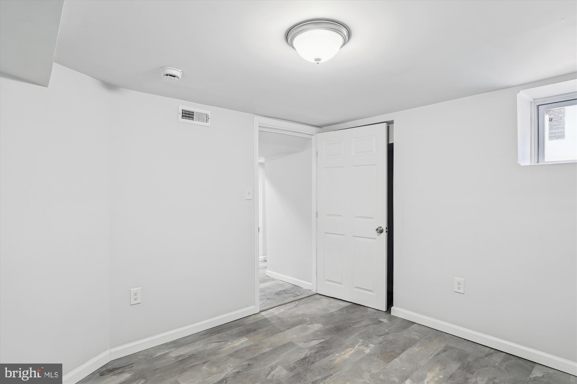 MONDAWMIN - Residential