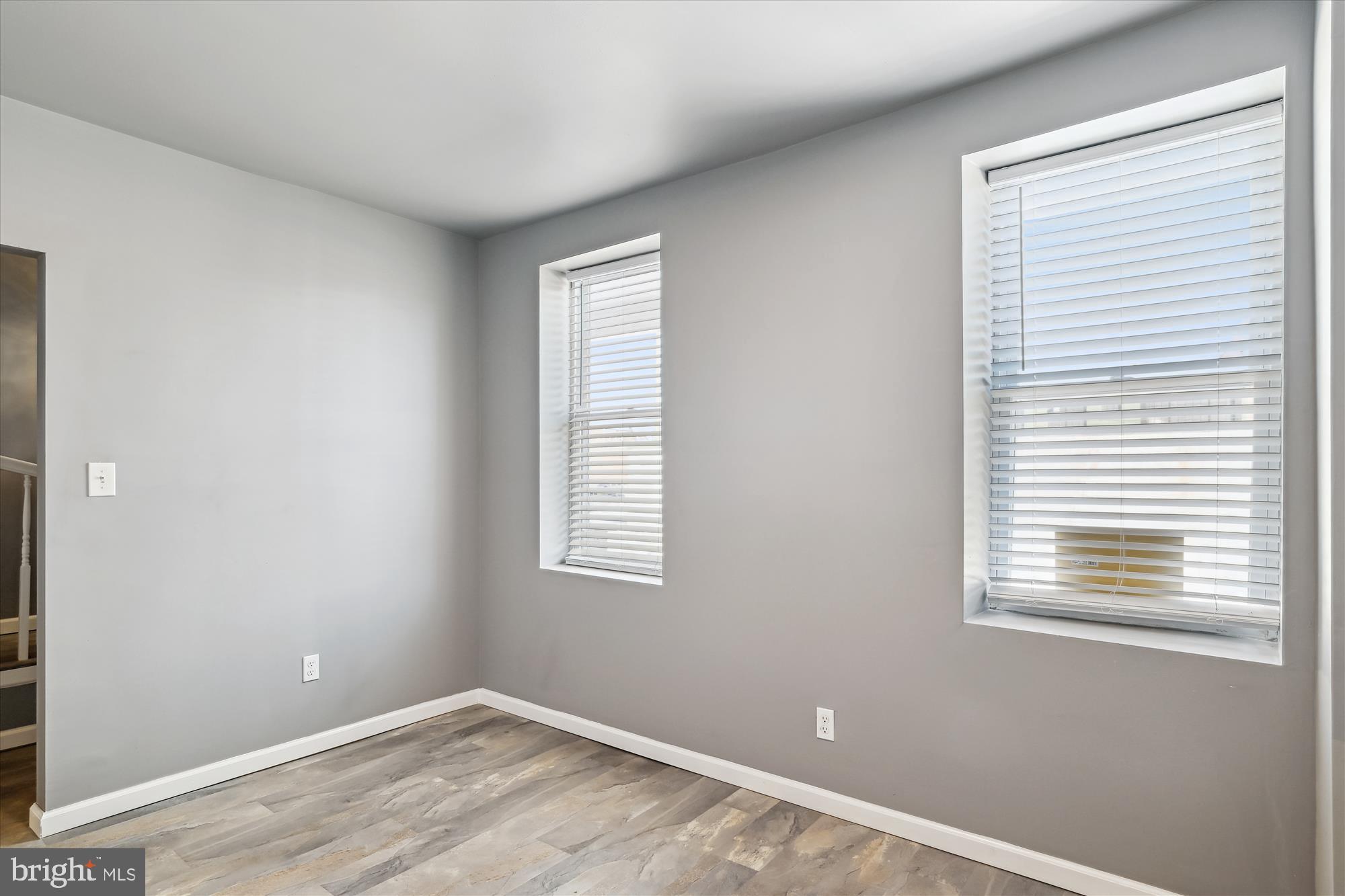 MONDAWMIN - Residential