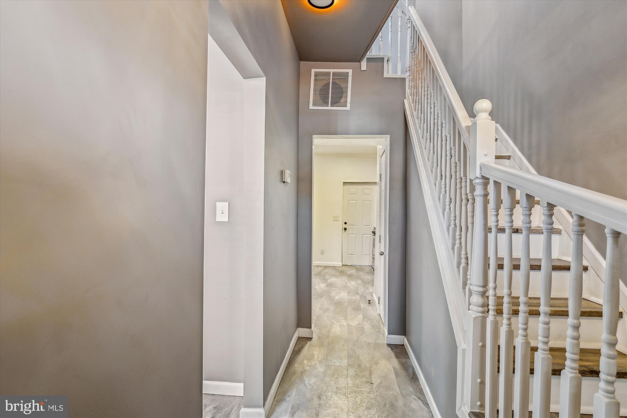 MONDAWMIN - Residential