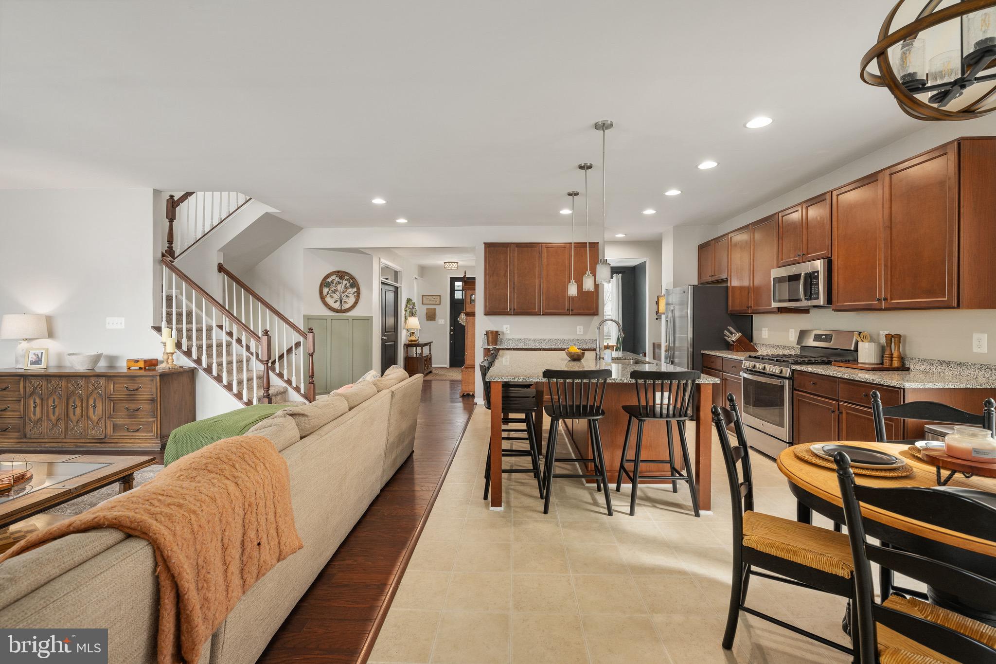 EMBREY MILL - Residential