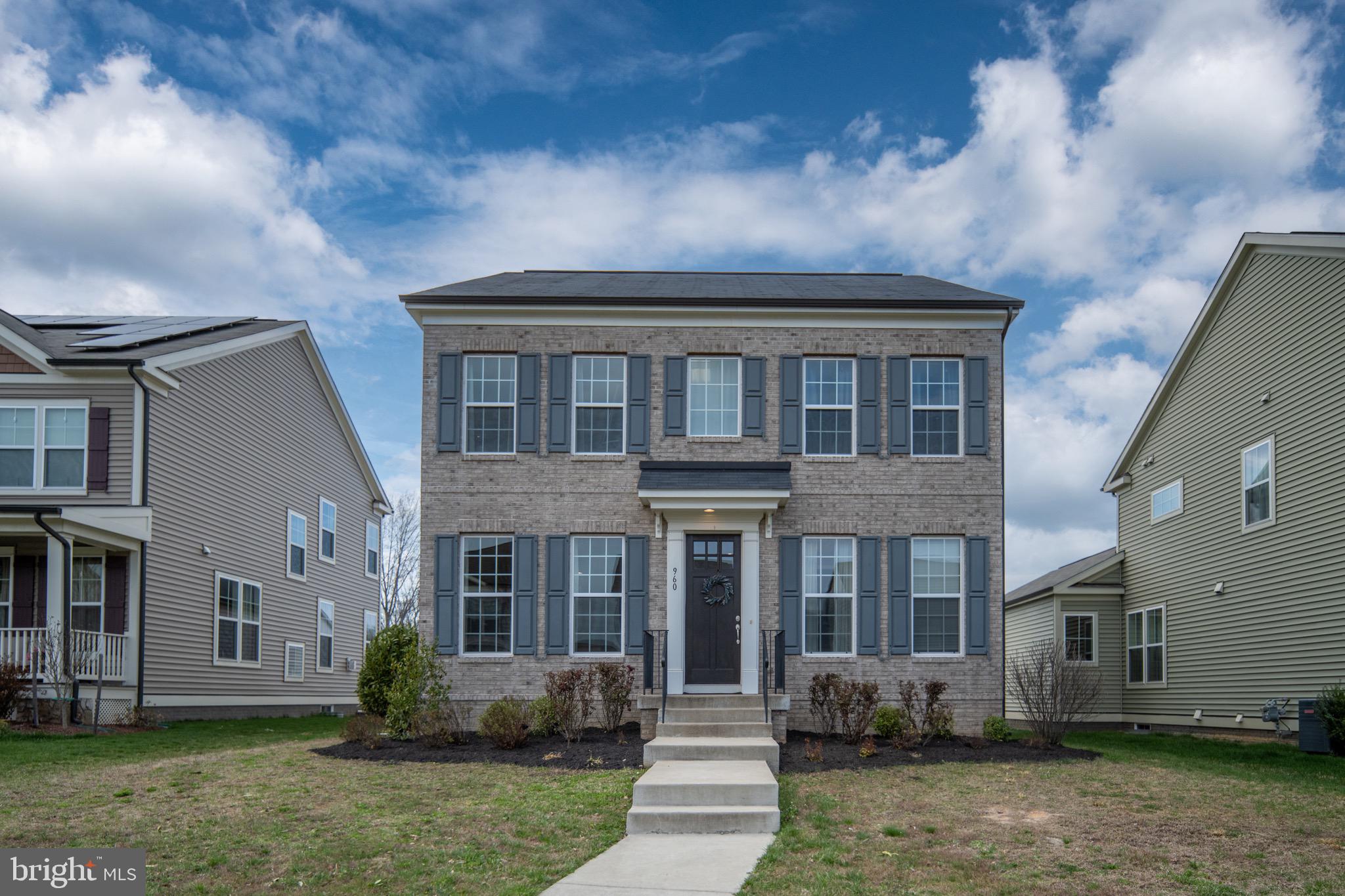 EMBREY MILL - Residential