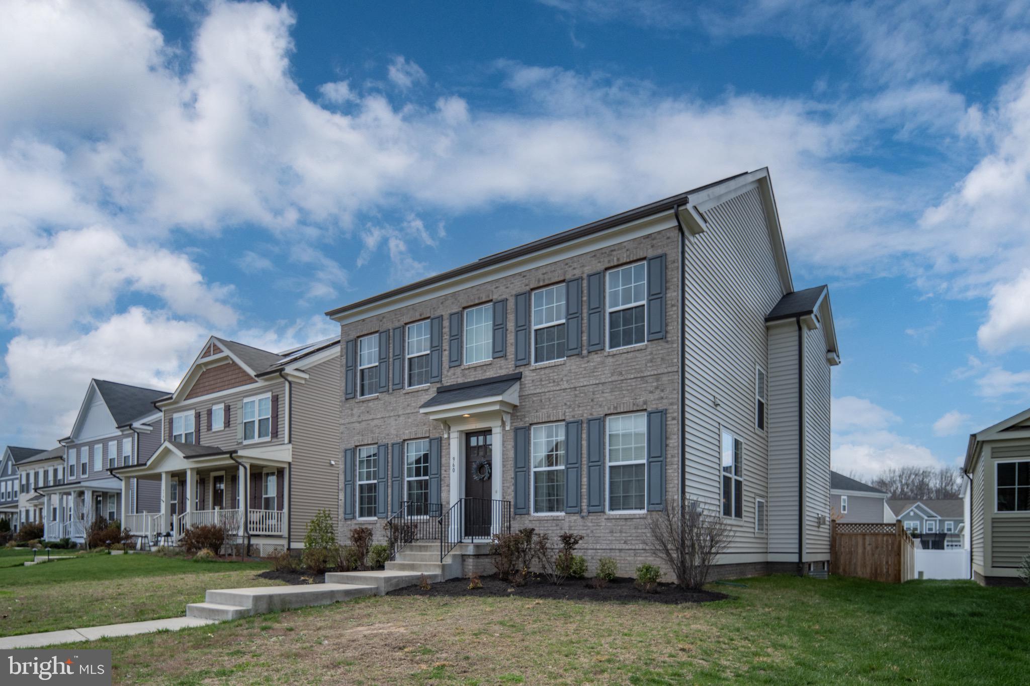 EMBREY MILL - Residential