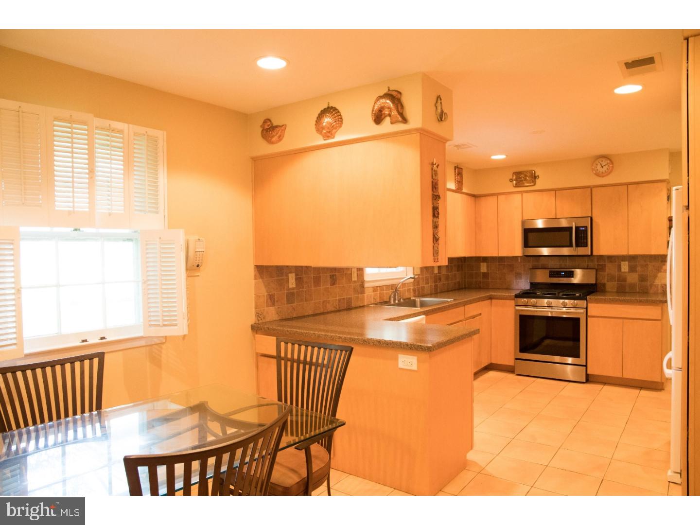 JUSTA FARMS - Residential