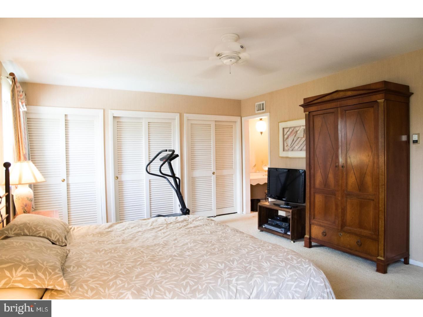 JUSTA FARMS - Residential