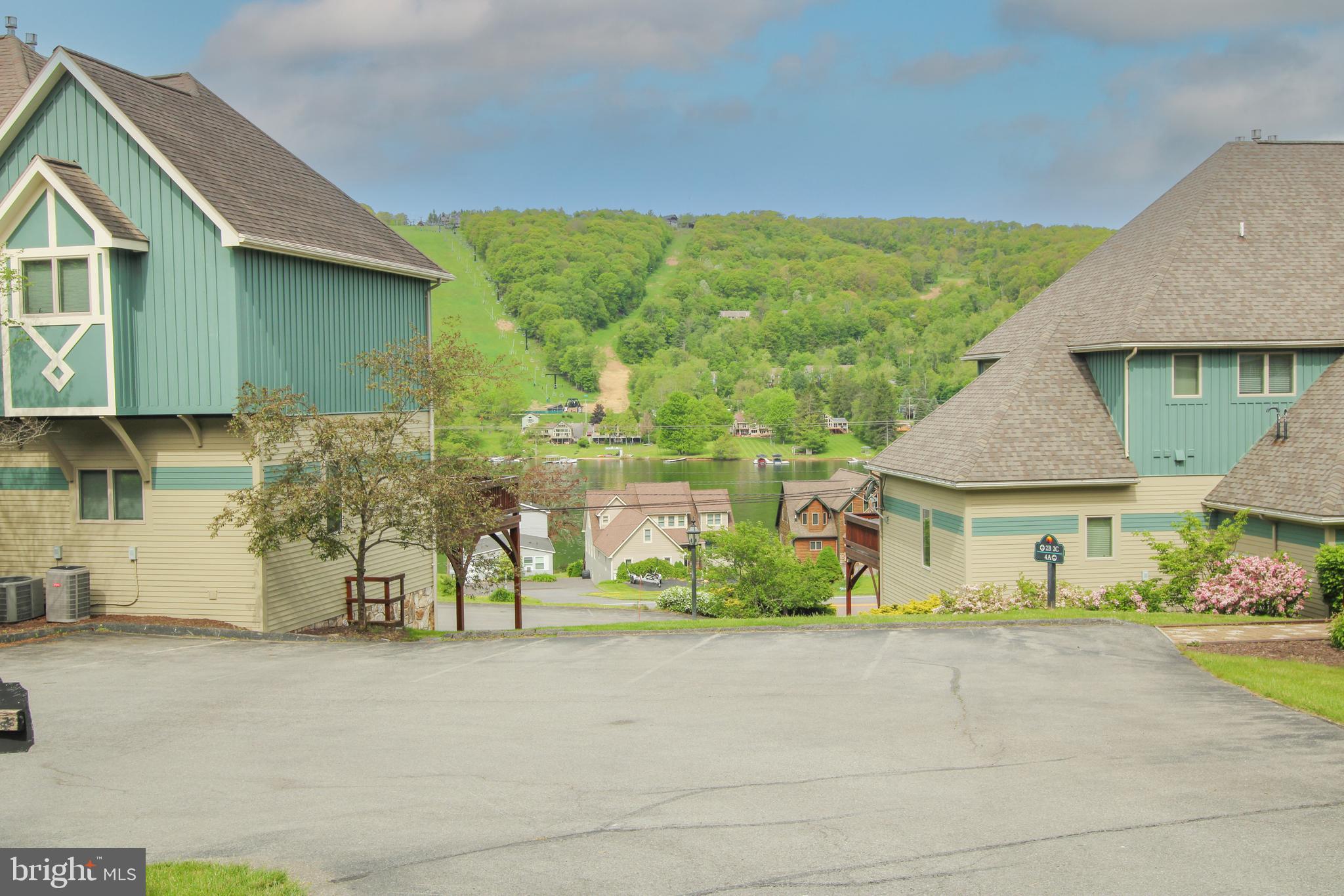 SUNDOWN CHASE - Residential