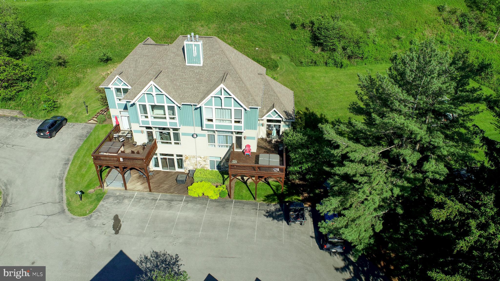 SUNDOWN CHASE - Residential