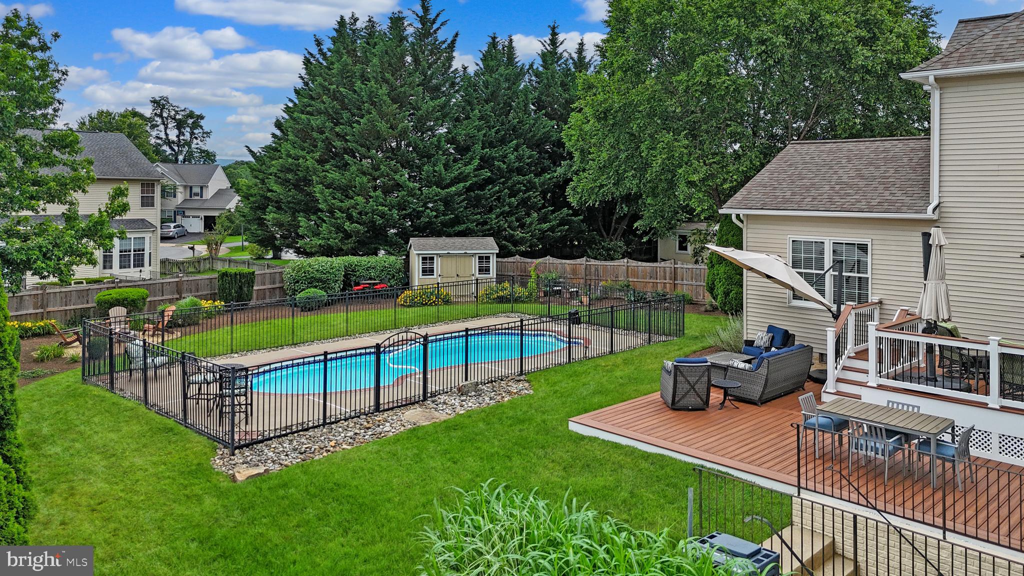 805 VALLEY SPRINGS DRIVE