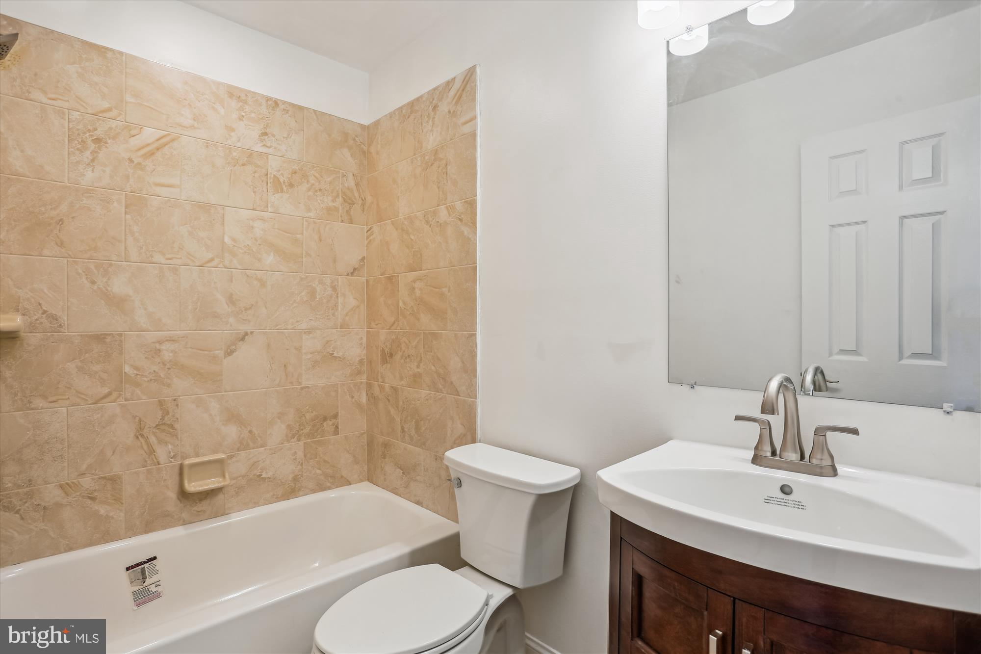 POOLESVILLE - Residential