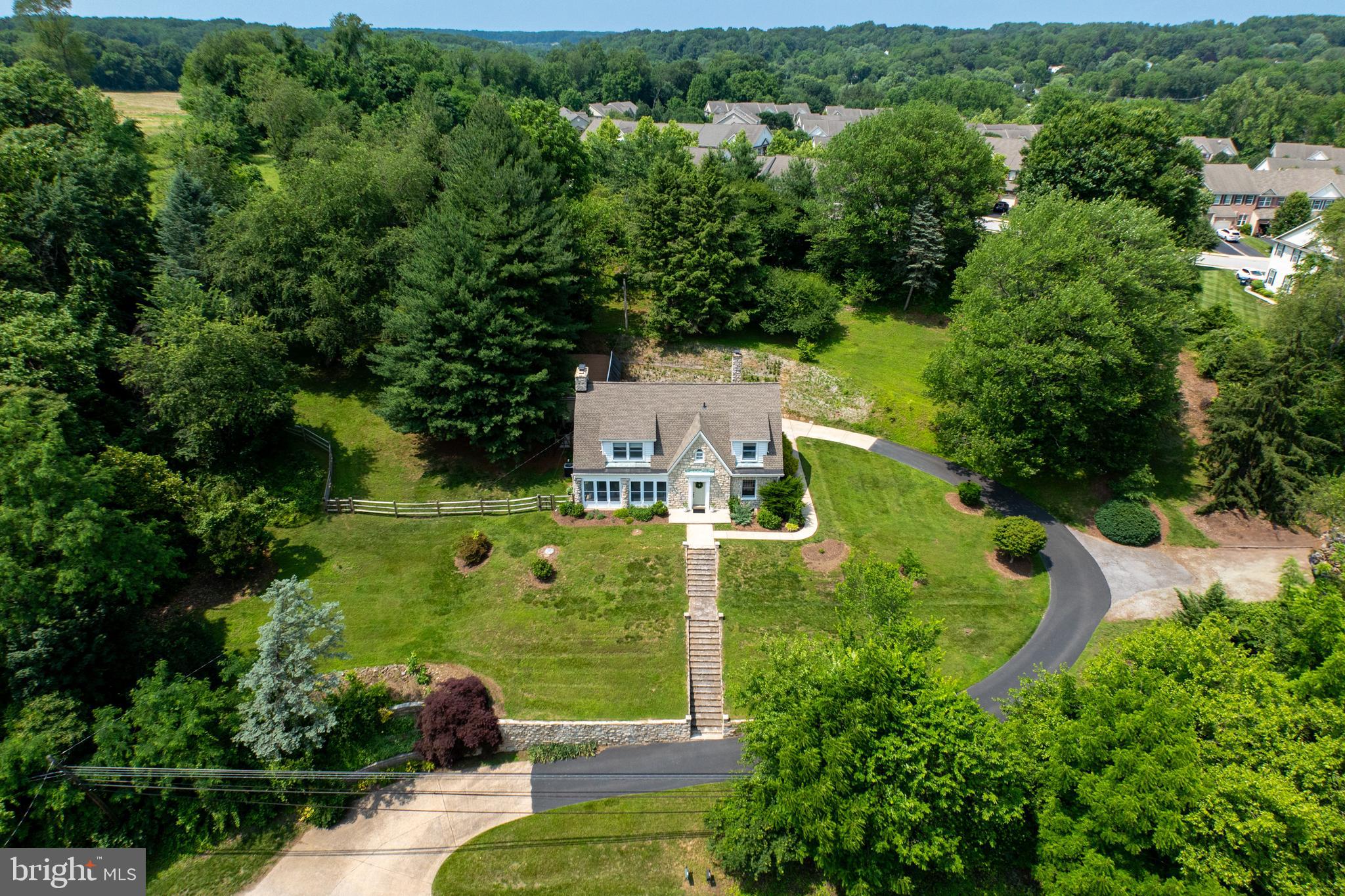 727 W BALTIMORE PIKE