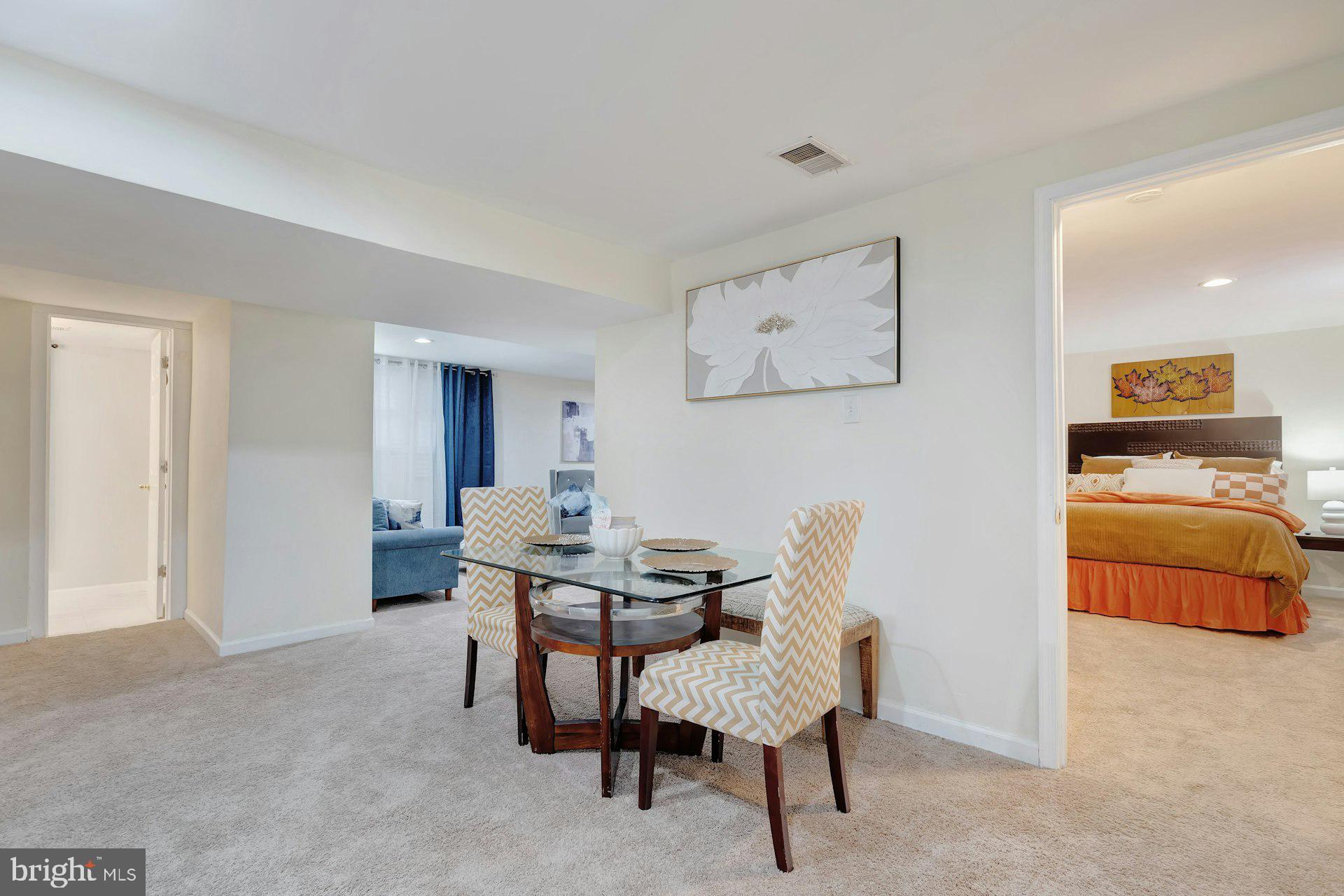 TANTALLON SOUTH - Residential Lease