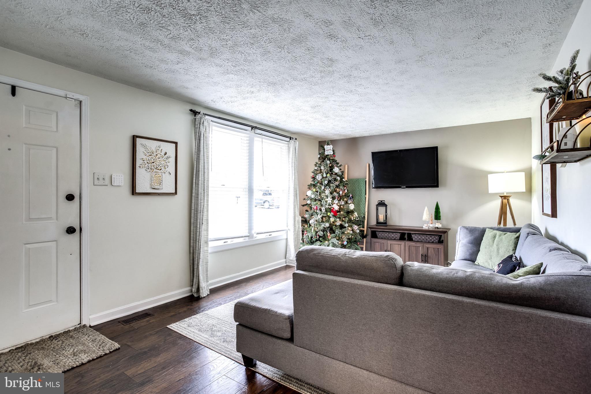 WASHINGTON CENTER - Residential