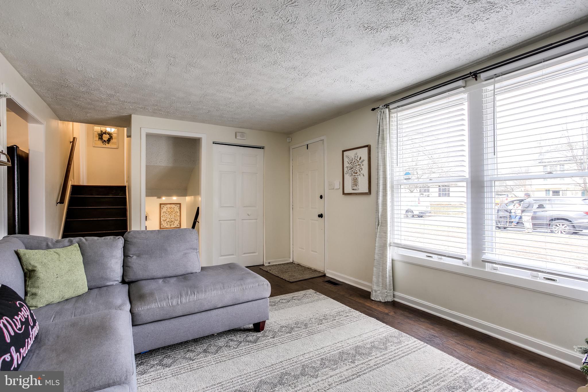 WASHINGTON CENTER - Residential