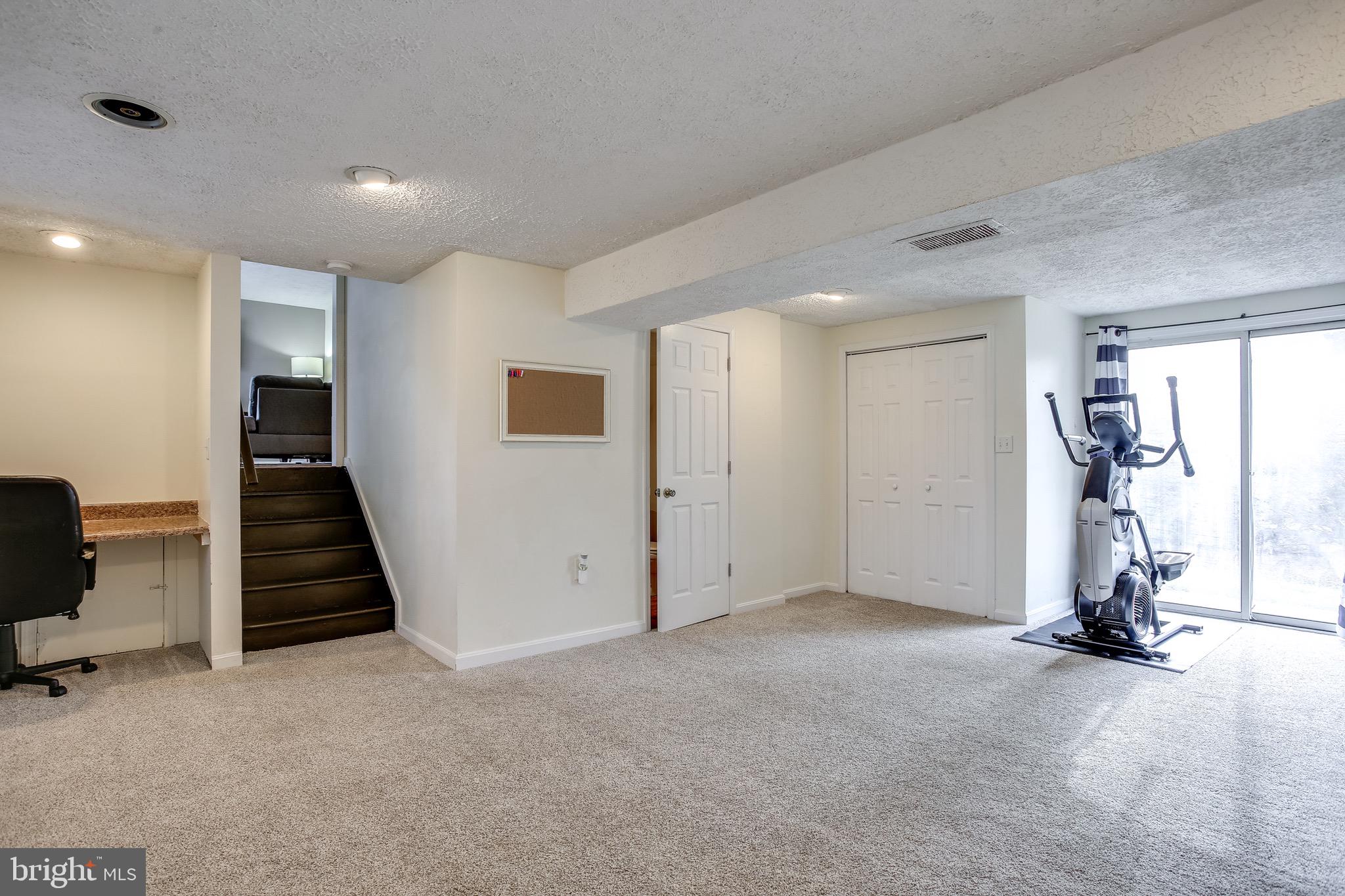 WASHINGTON CENTER - Residential