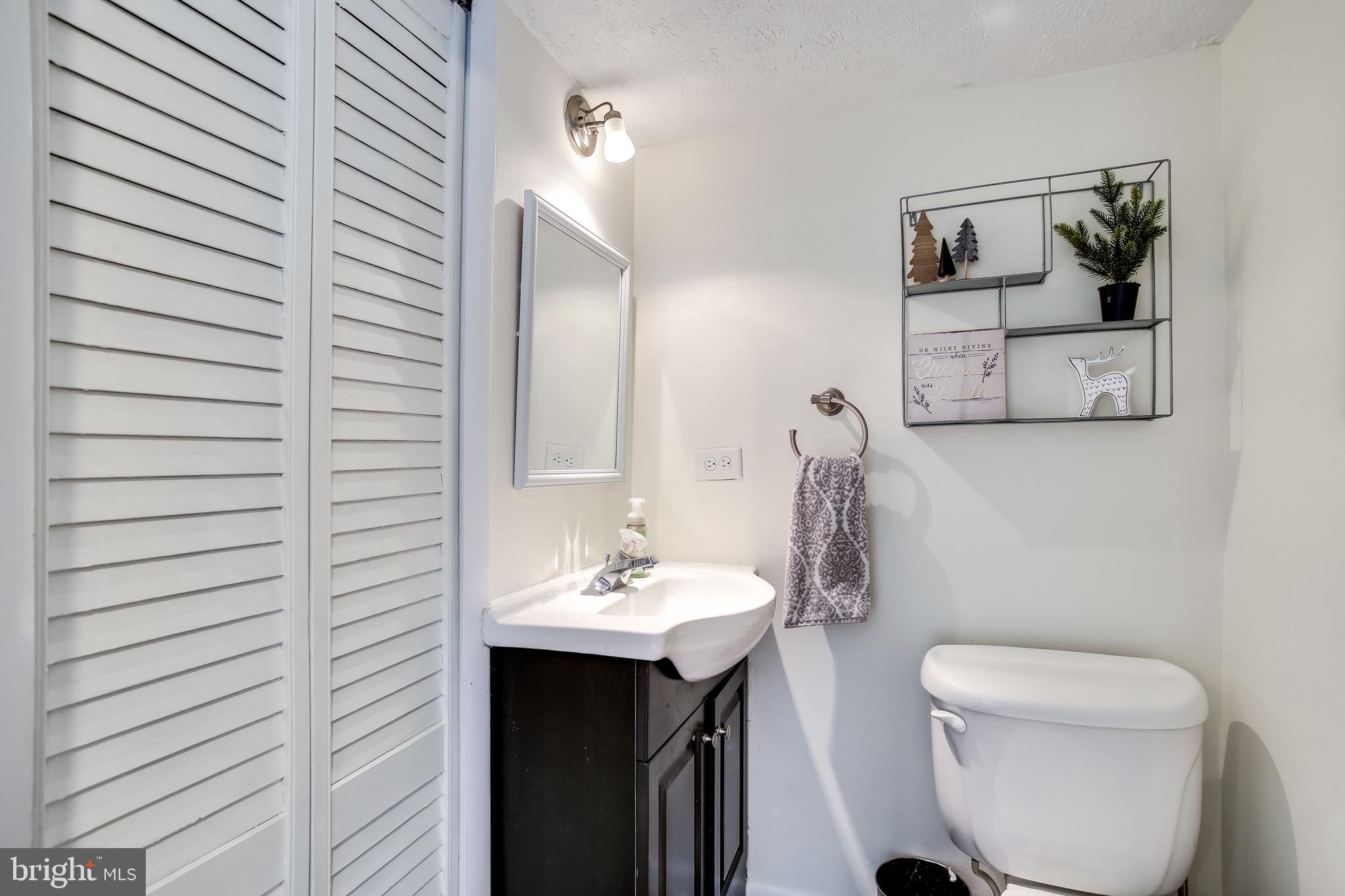 WASHINGTON CENTER - Residential