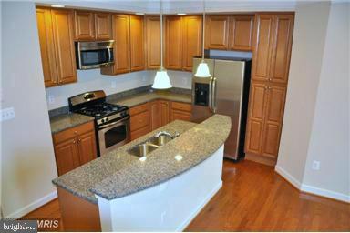 VILLAGES OF URBANA - Residential Lease