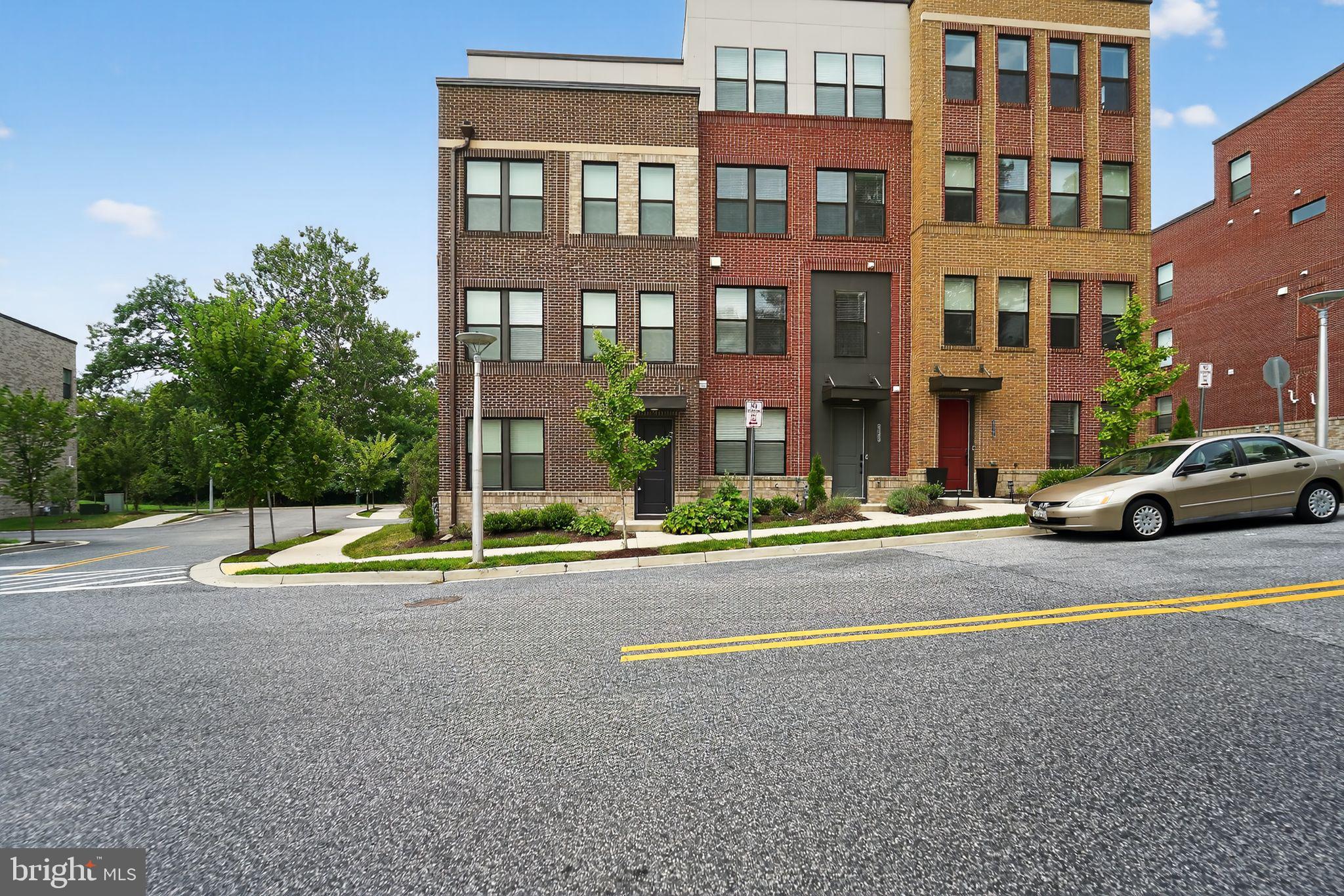 MEDFIELD - Residential