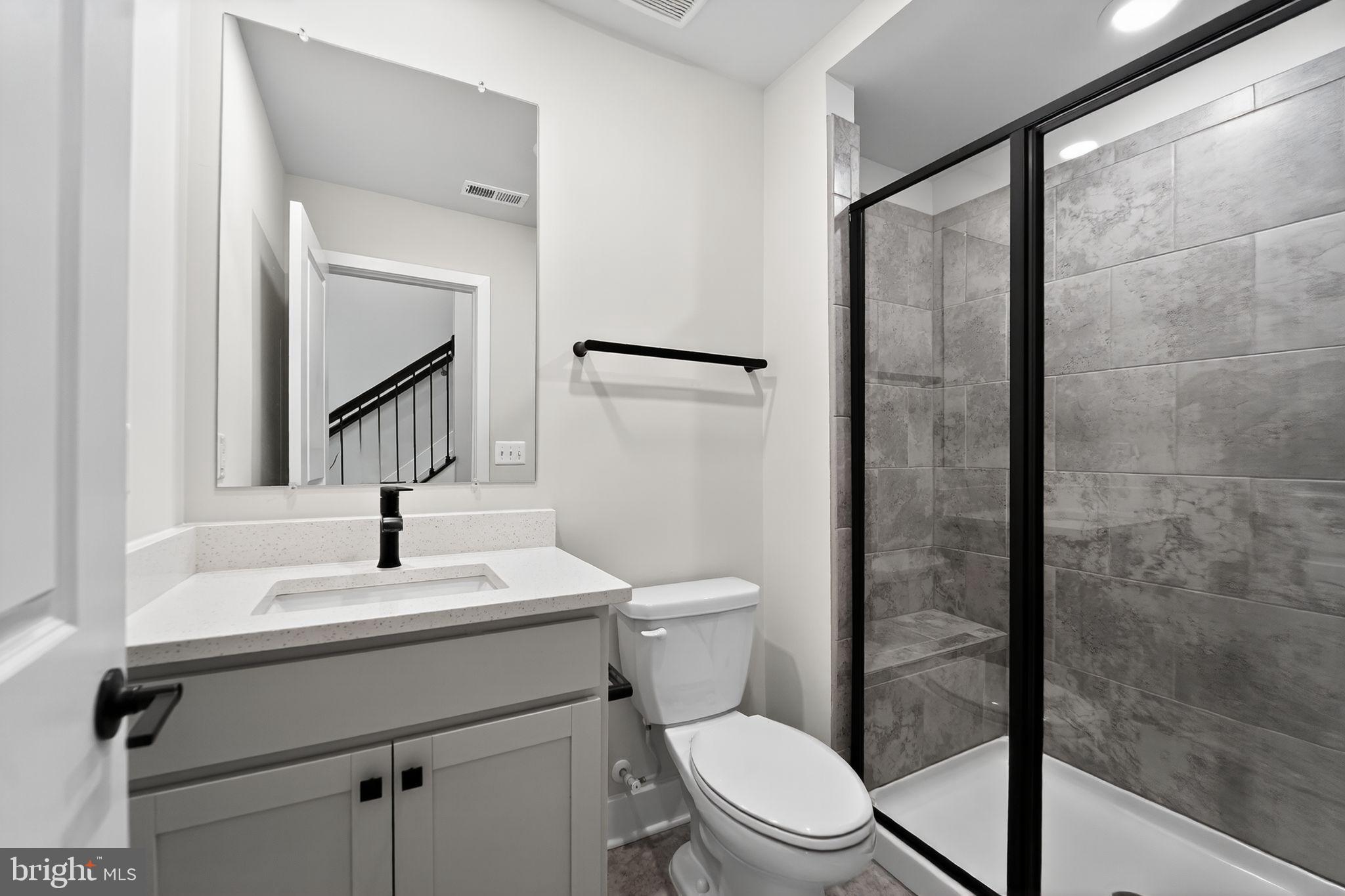 MEDFIELD - Residential