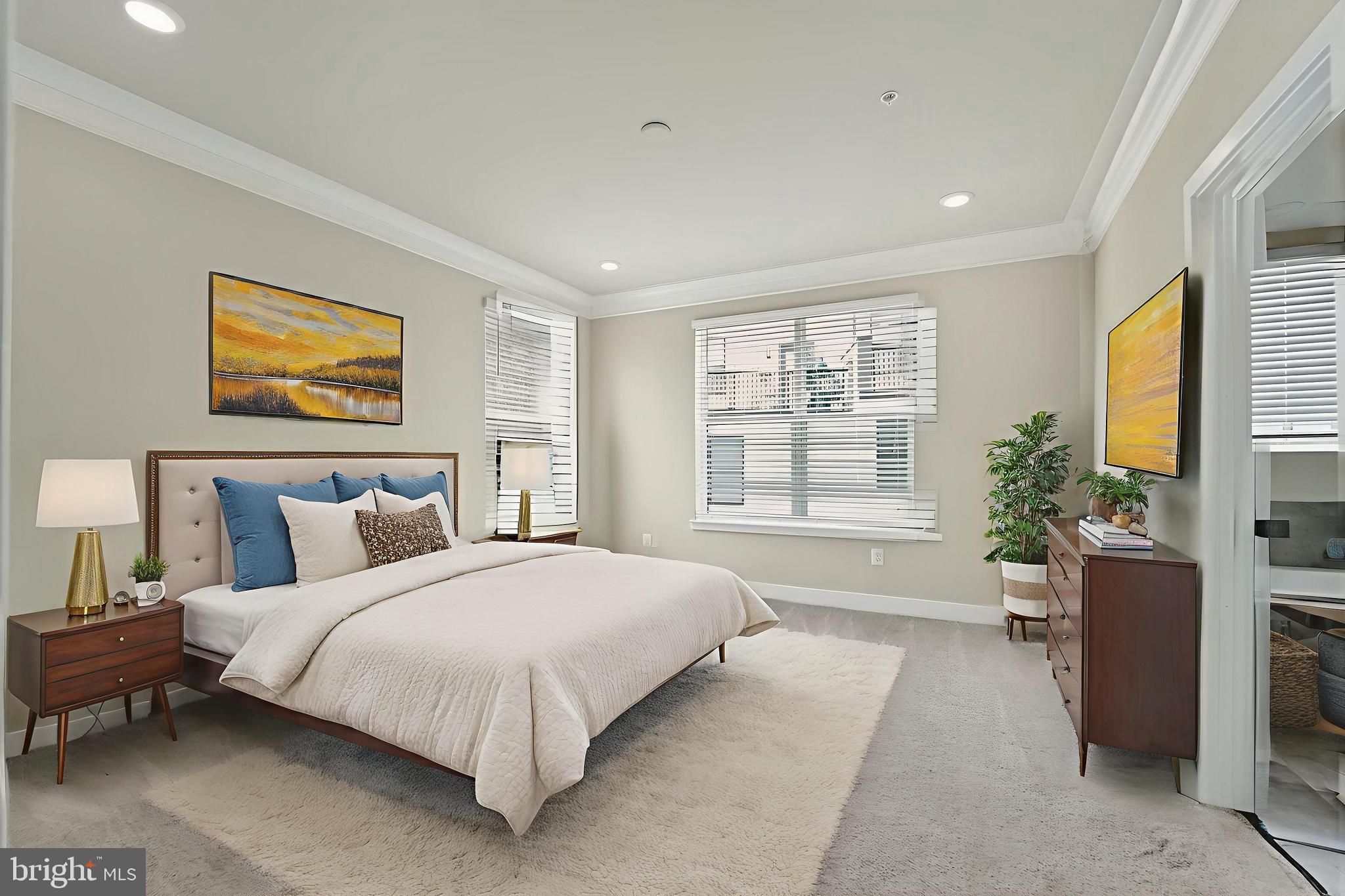 MEDFIELD - Residential