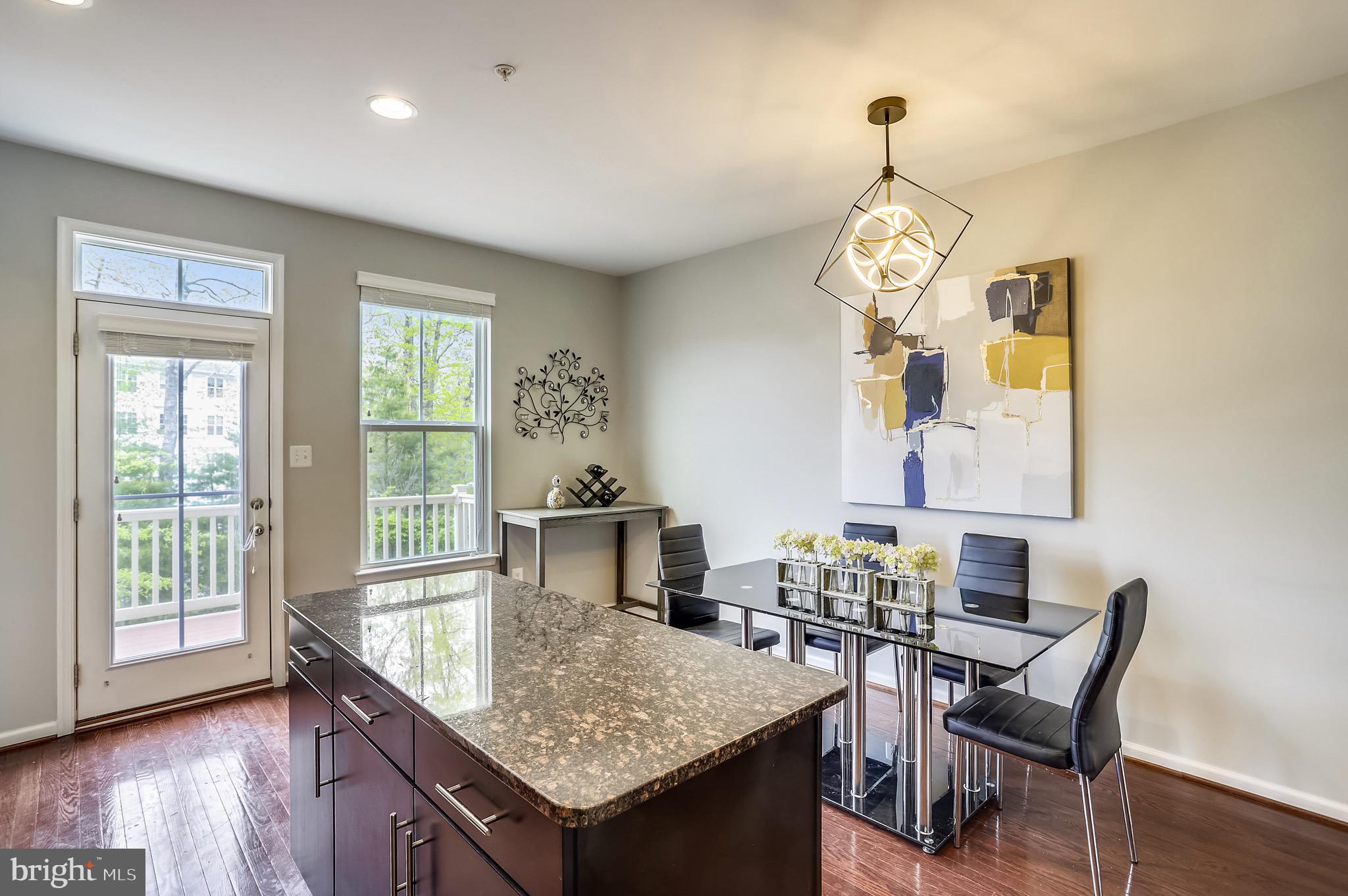 CREEKSIDE VILLAGE AT TANYARD SPRINGS - Residential