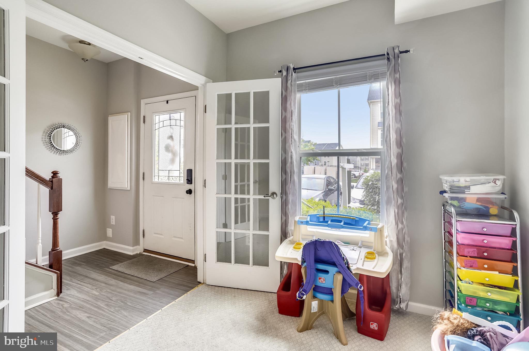 CREEKSIDE VILLAGE AT TANYARD SPRINGS - Residential