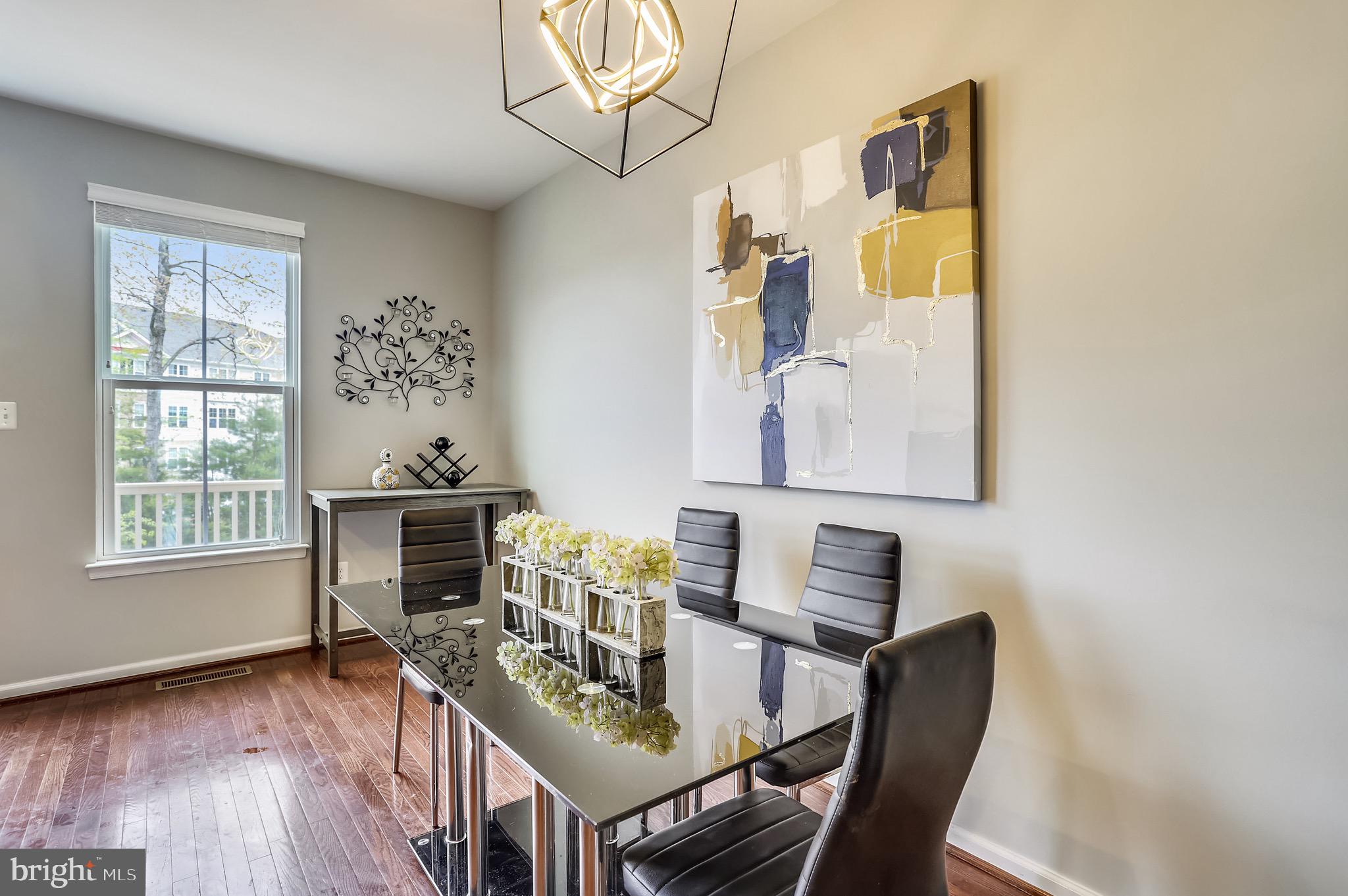 CREEKSIDE VILLAGE AT TANYARD SPRINGS - Residential