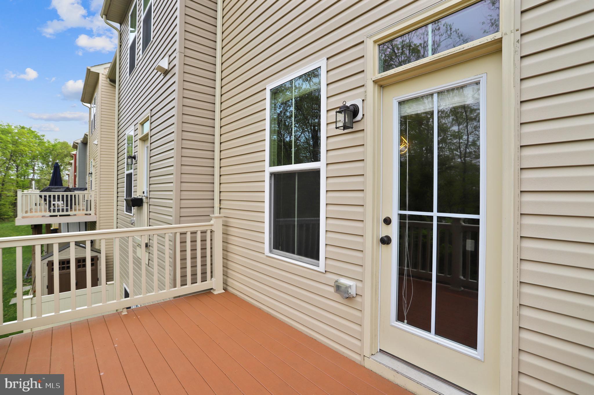 CREEKSIDE VILLAGE AT TANYARD SPRINGS - Residential