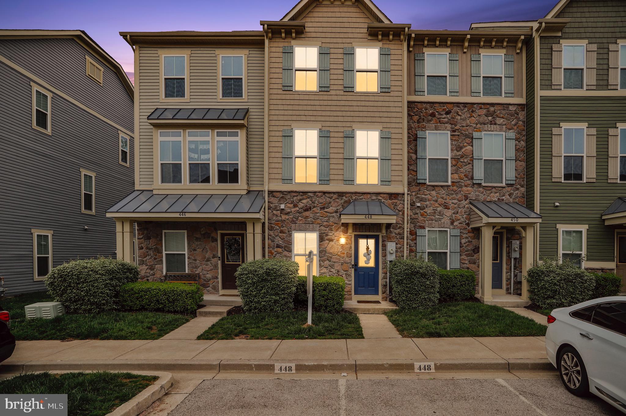 CREEKSIDE VILLAGE AT TANYARD SPRINGS - Residential