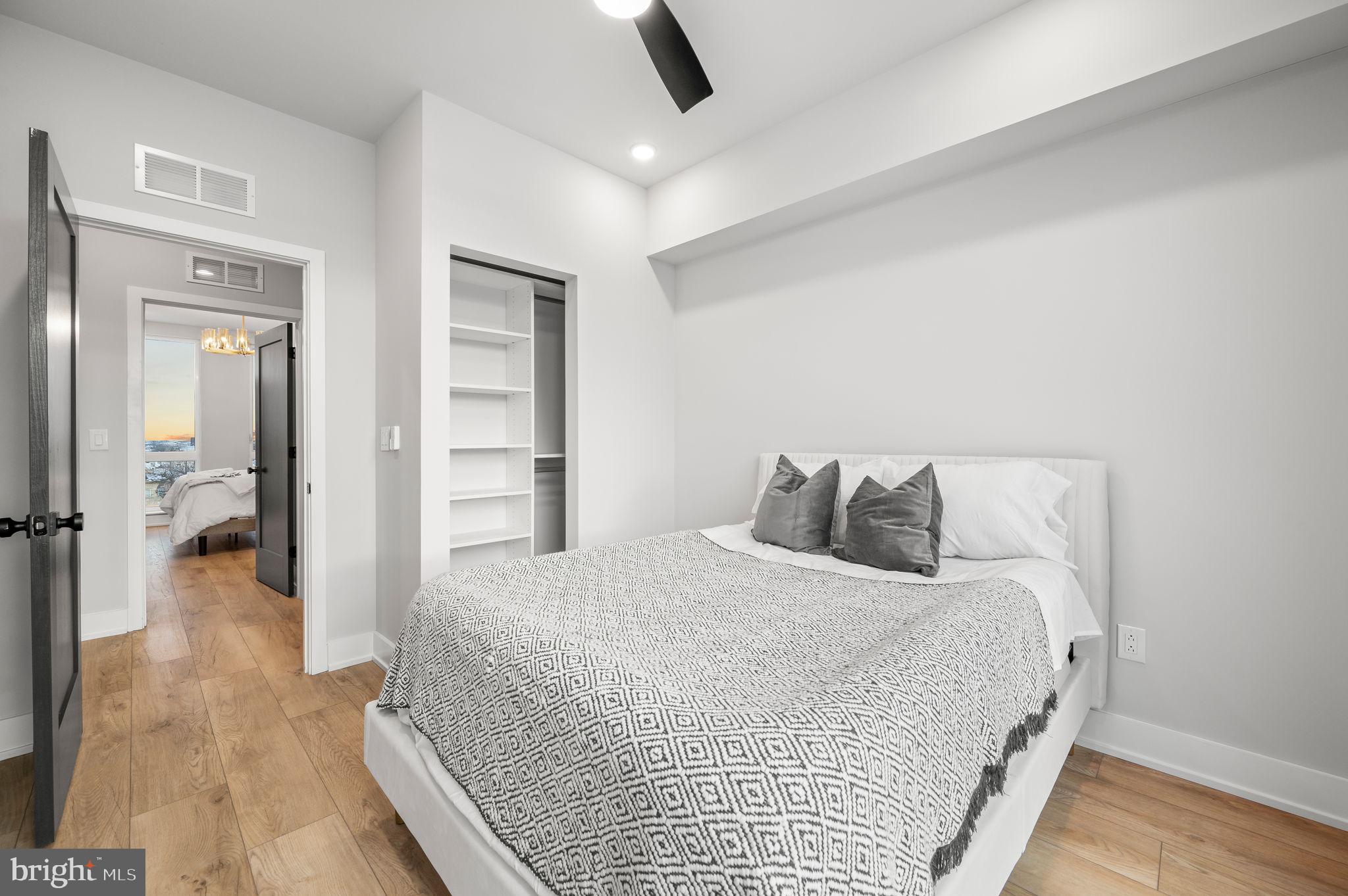 PORT RICHMOND - Residential