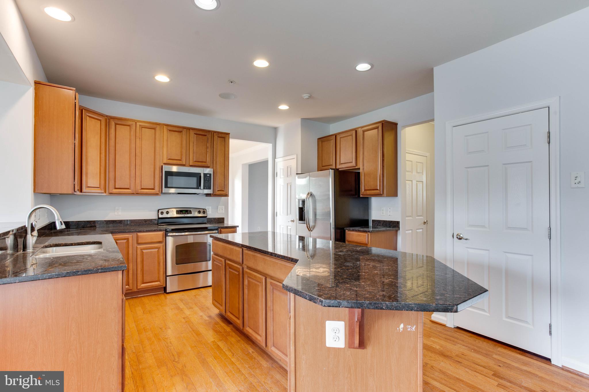 BRENTWOOD - Residential