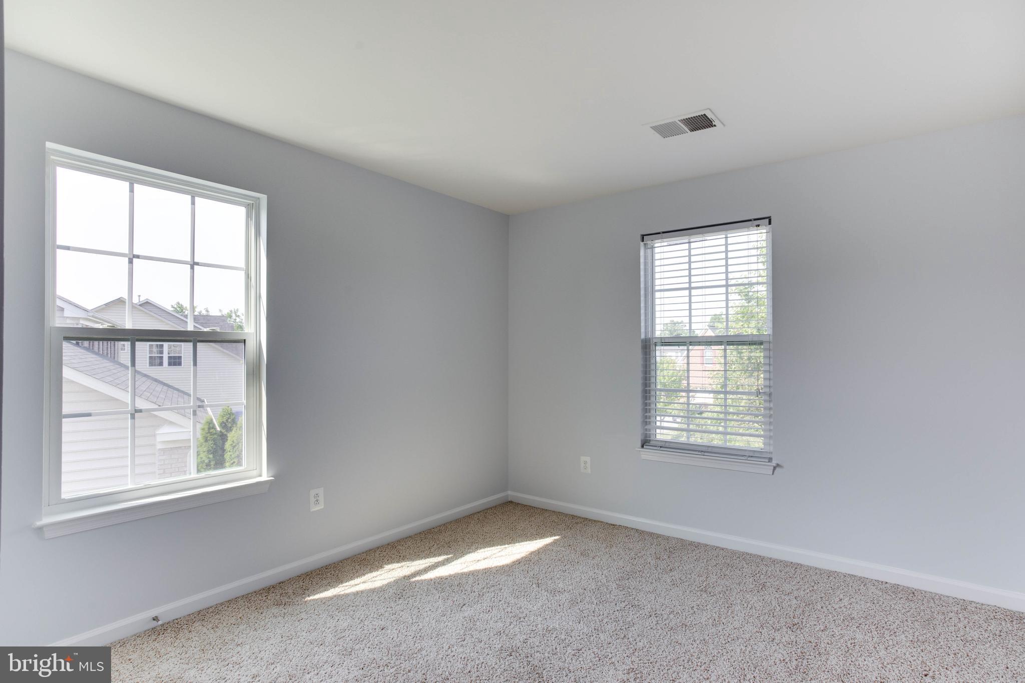 BRENTWOOD - Residential