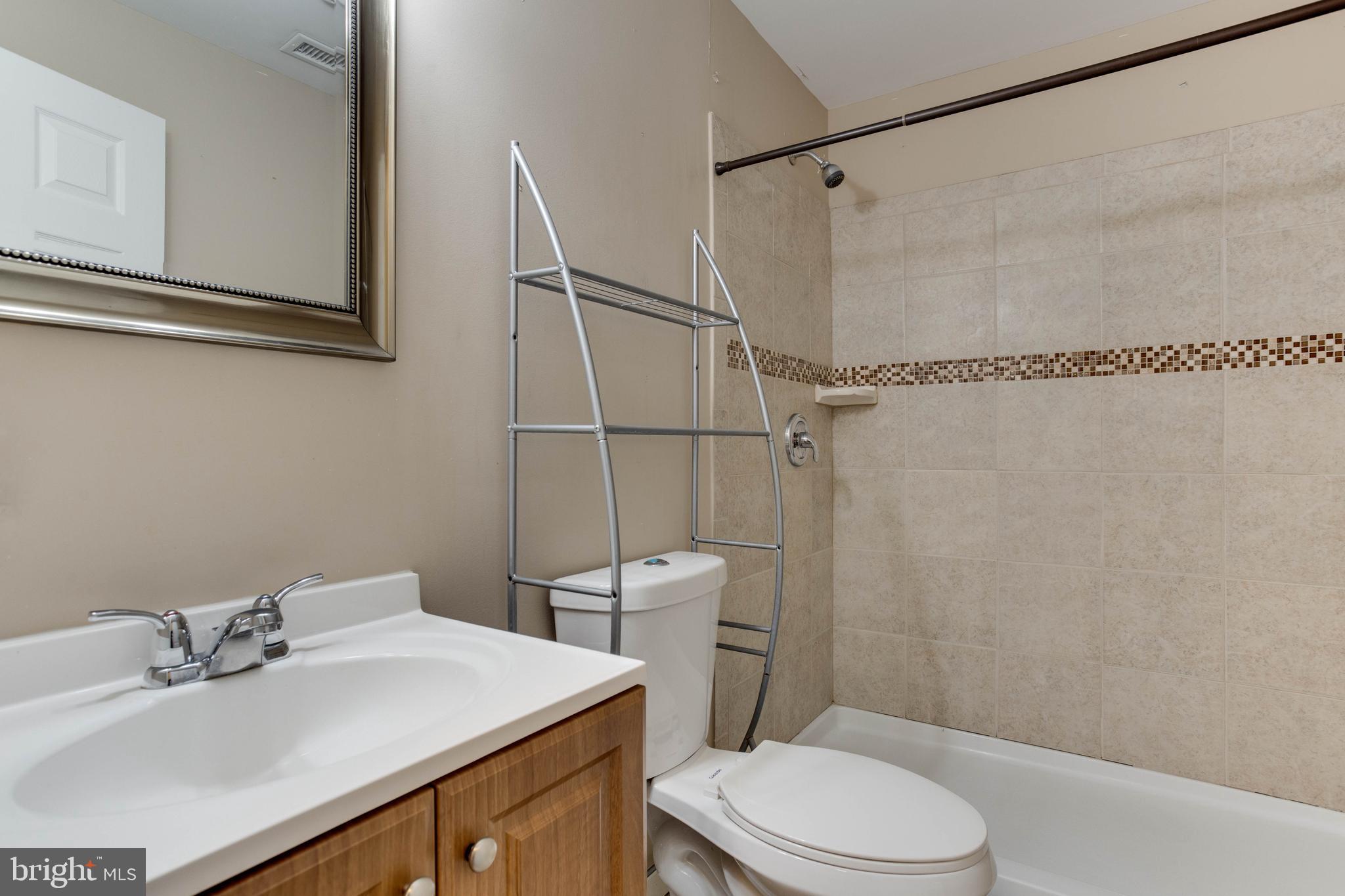 BRENTWOOD - Residential