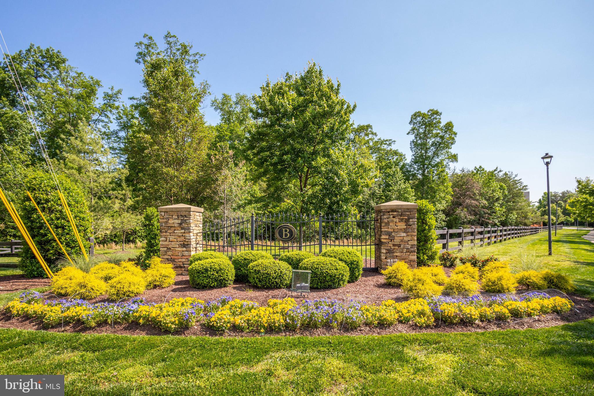 BRENTWOOD - Residential