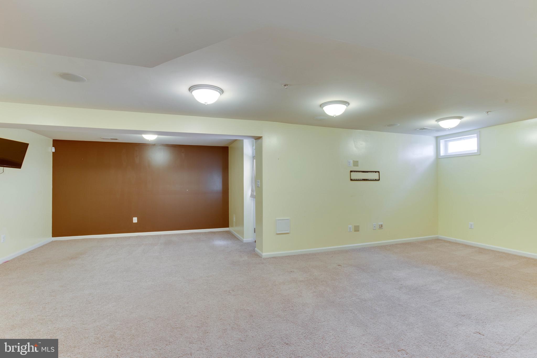 BRENTWOOD - Residential