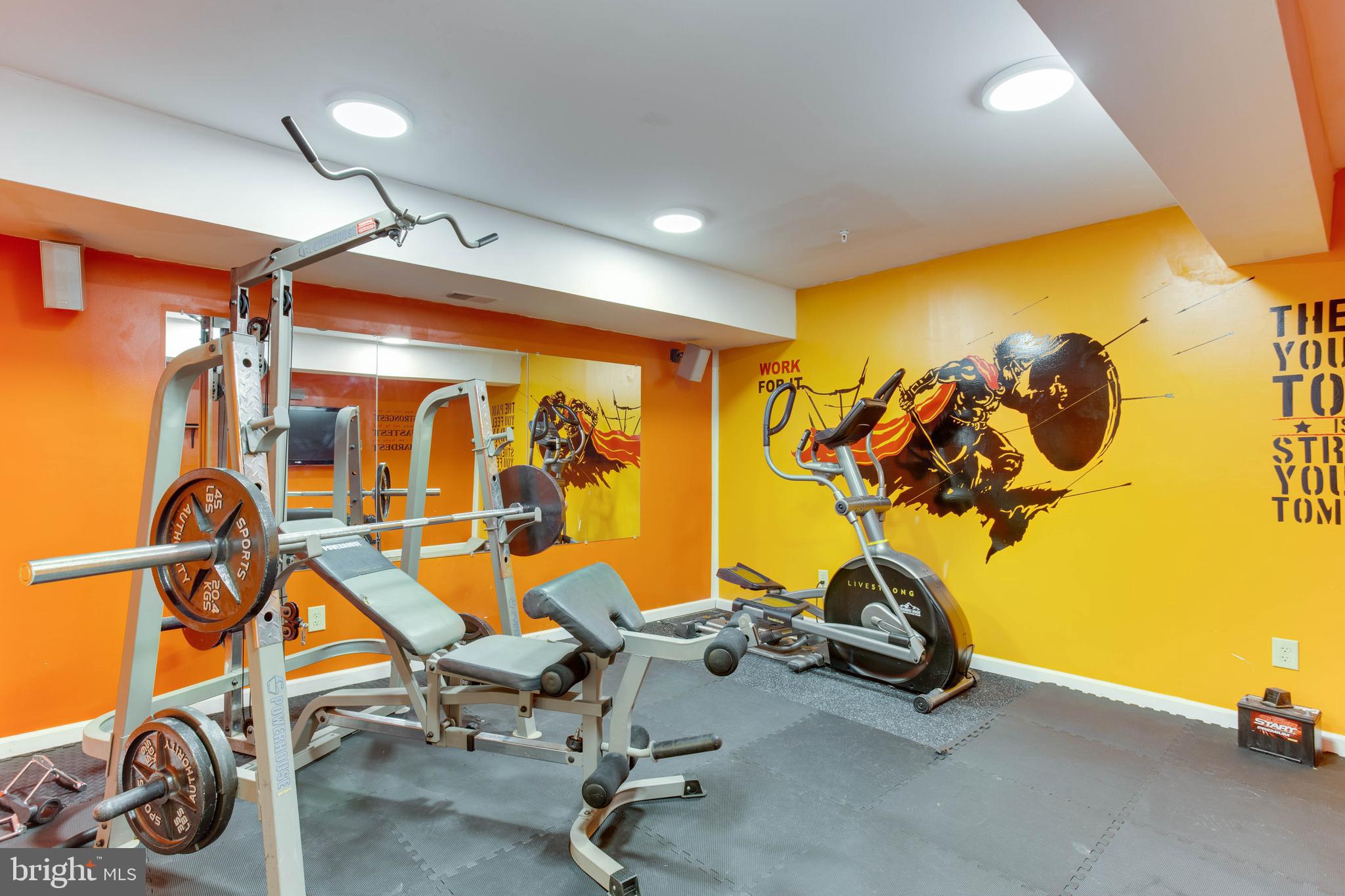 BRENTWOOD - Residential