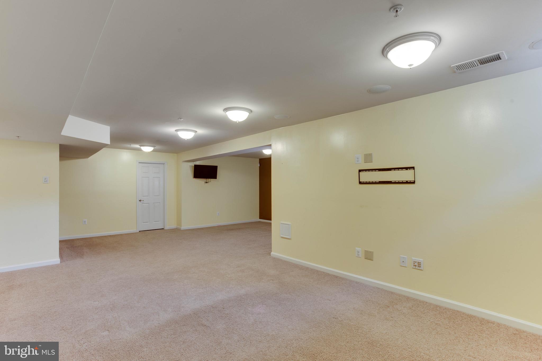 BRENTWOOD - Residential