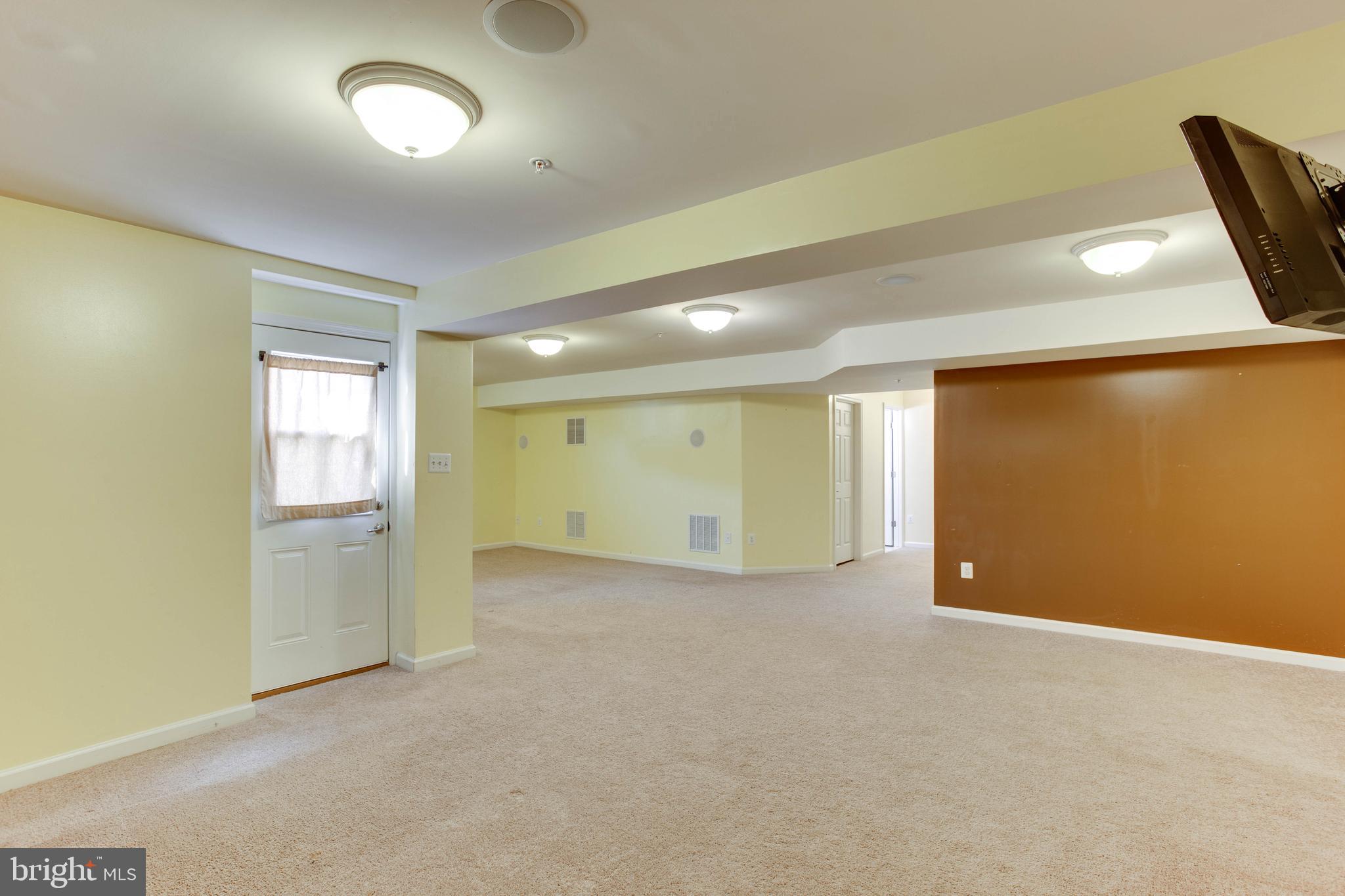 BRENTWOOD - Residential