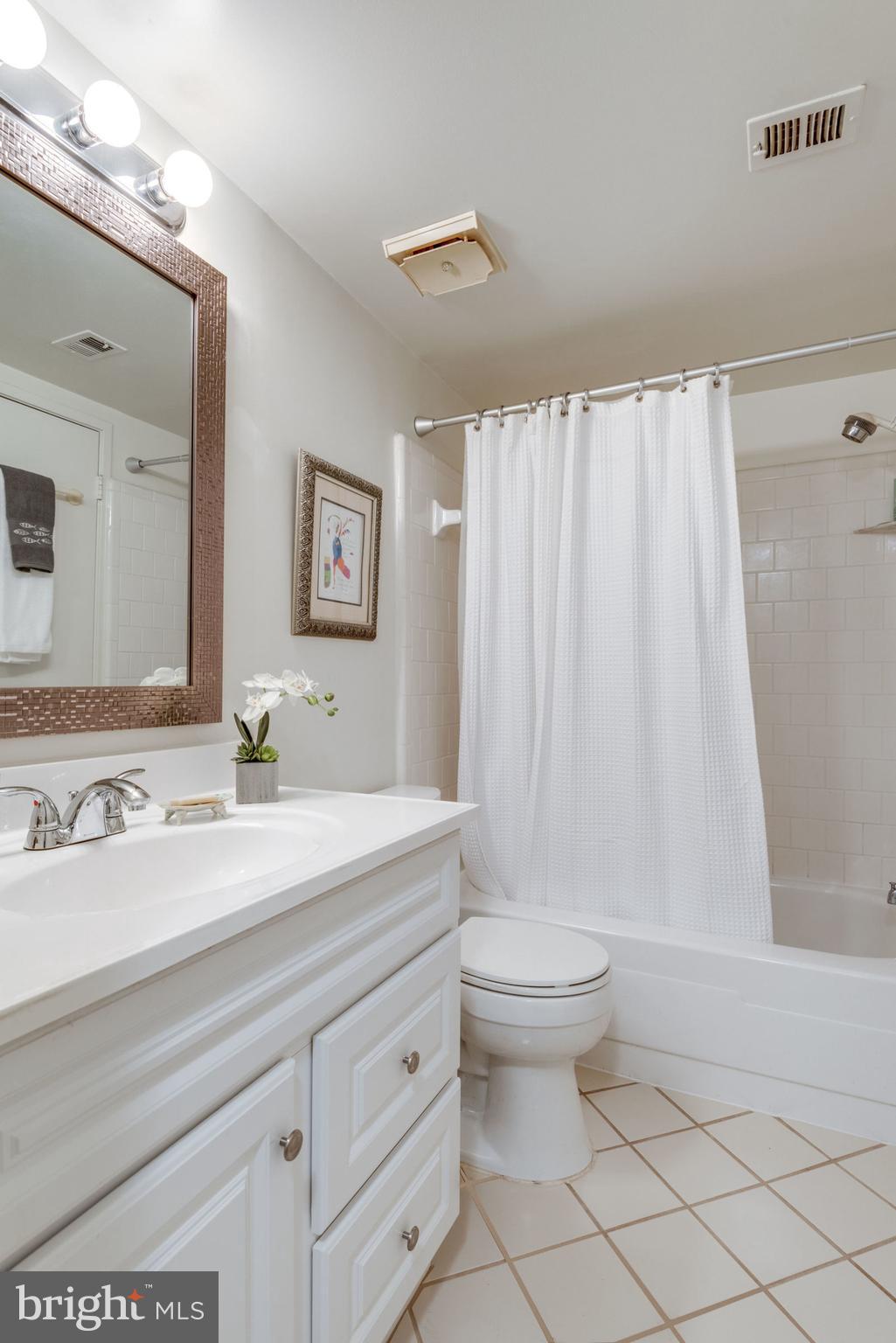 BENTANA PARK - Residential