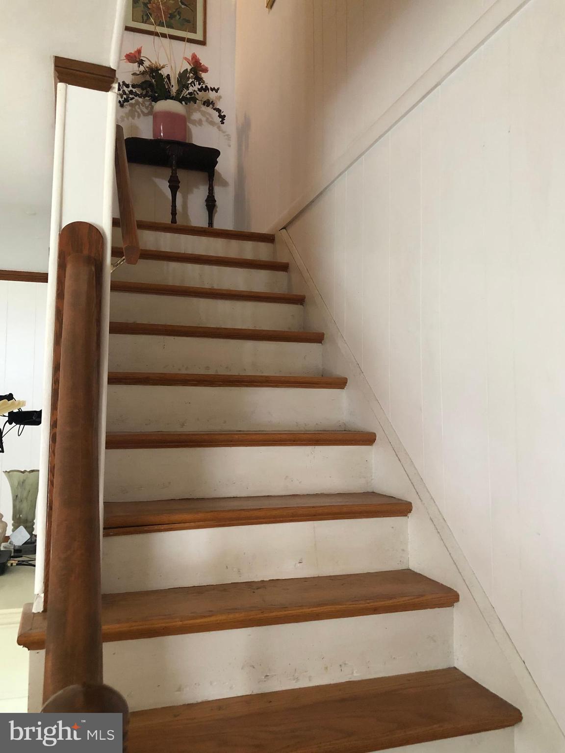 HOLLAND HILL - Residential