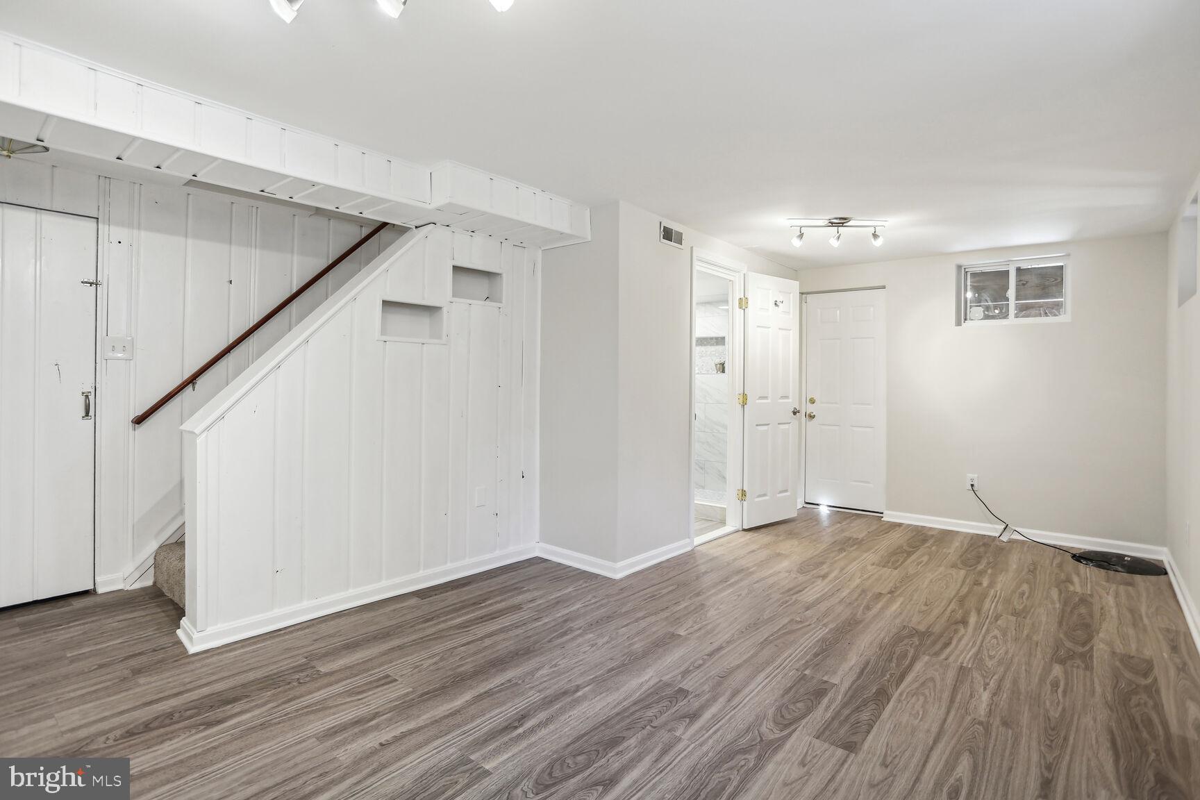 TAKOMA PARK - Residential