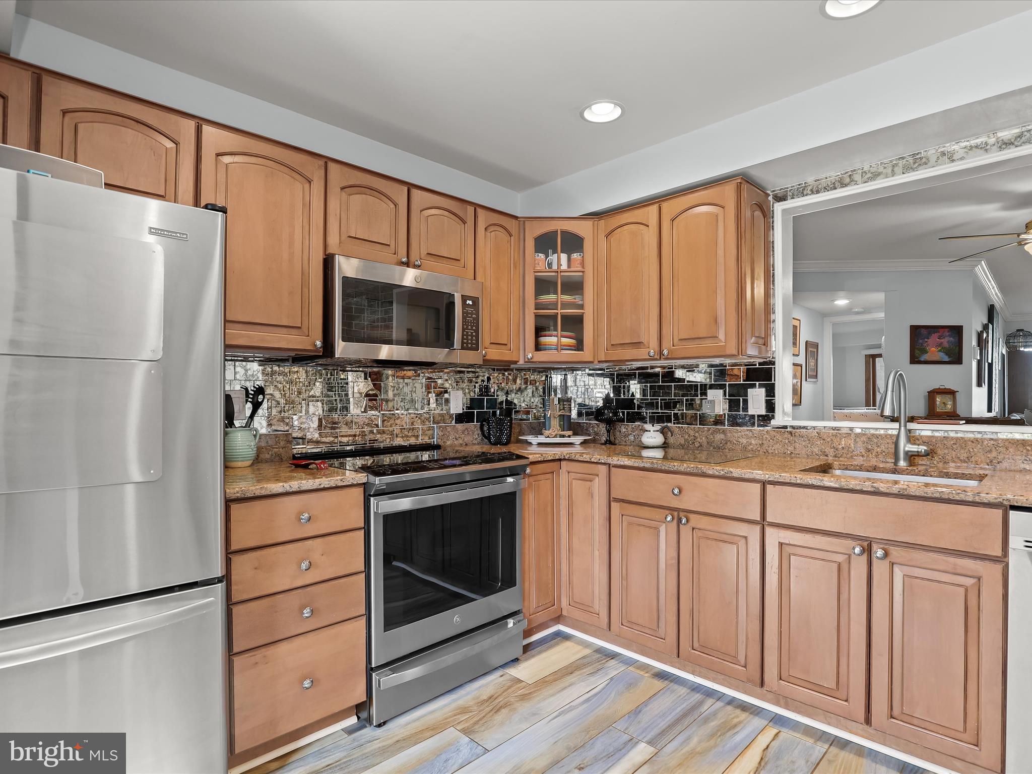 CHESAPEAKE HARBOUR - Residential