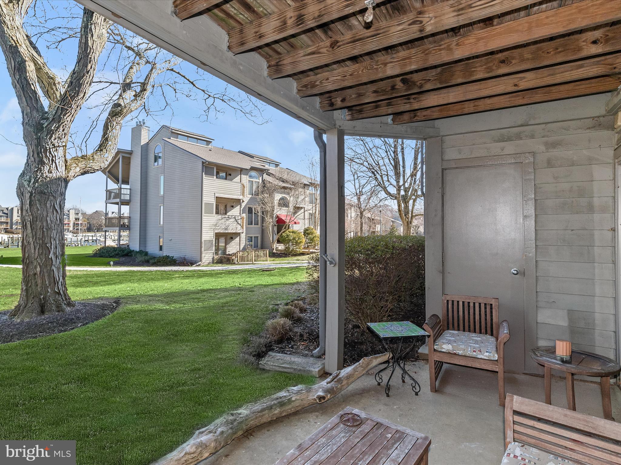 CHESAPEAKE HARBOUR - Residential