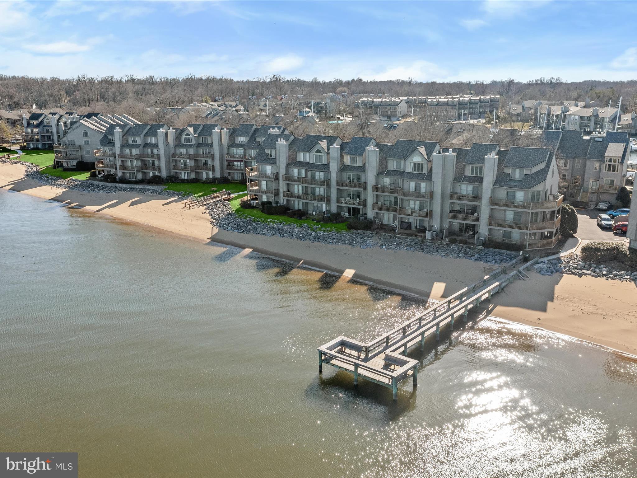 CHESAPEAKE HARBOUR - Residential