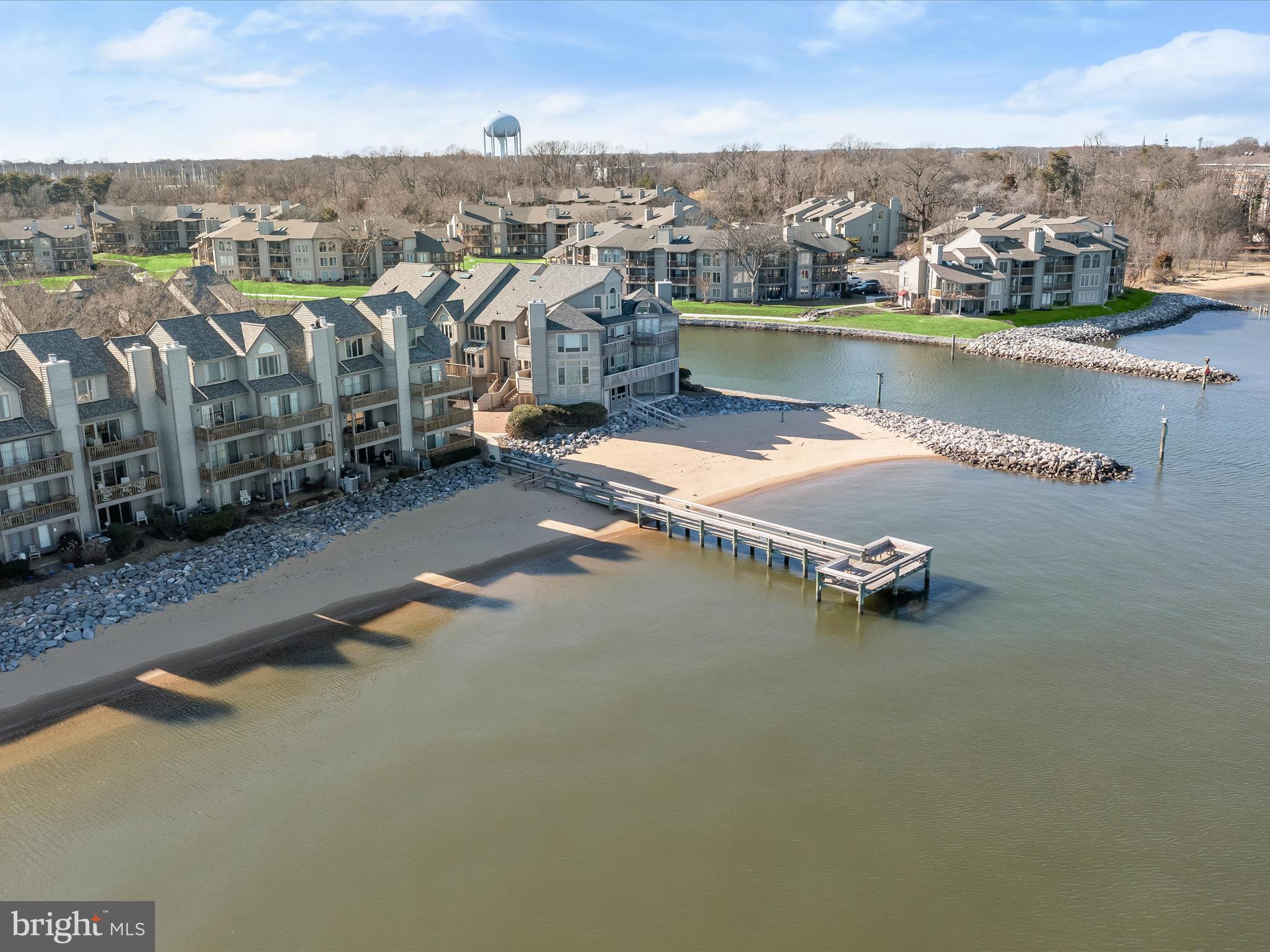 CHESAPEAKE HARBOUR - Residential