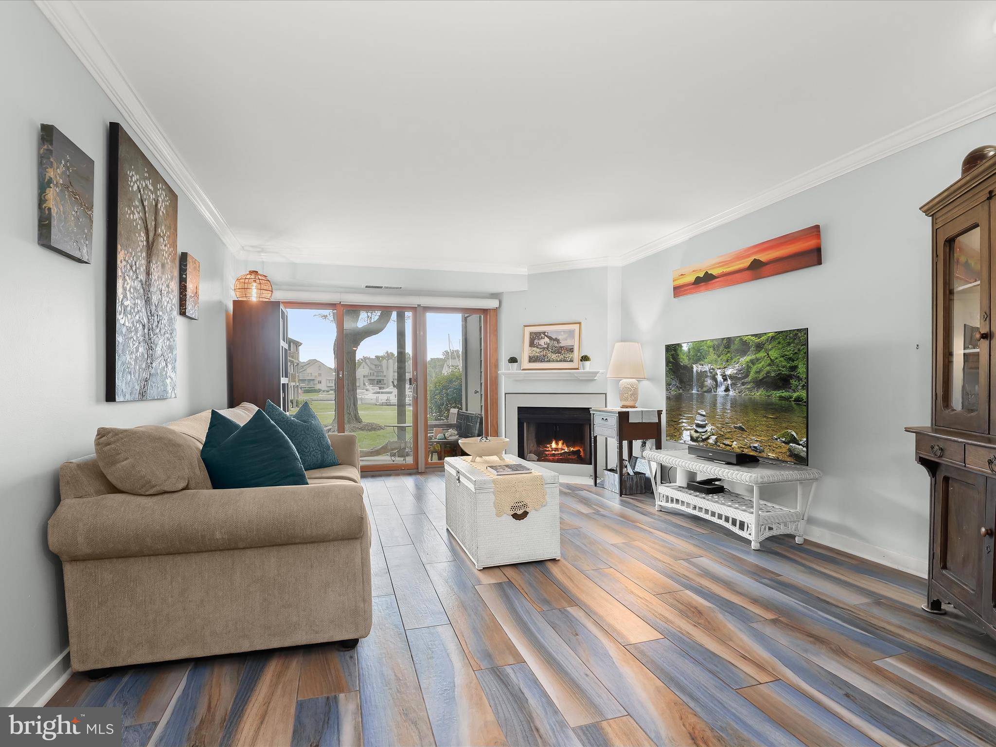 CHESAPEAKE HARBOUR - Residential
